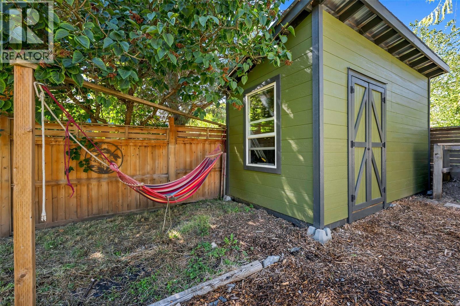  2624 Forbes Street, Victoria