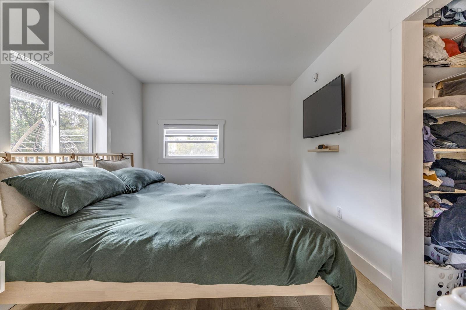 Property 14 of 39 of 1329 Highway 321