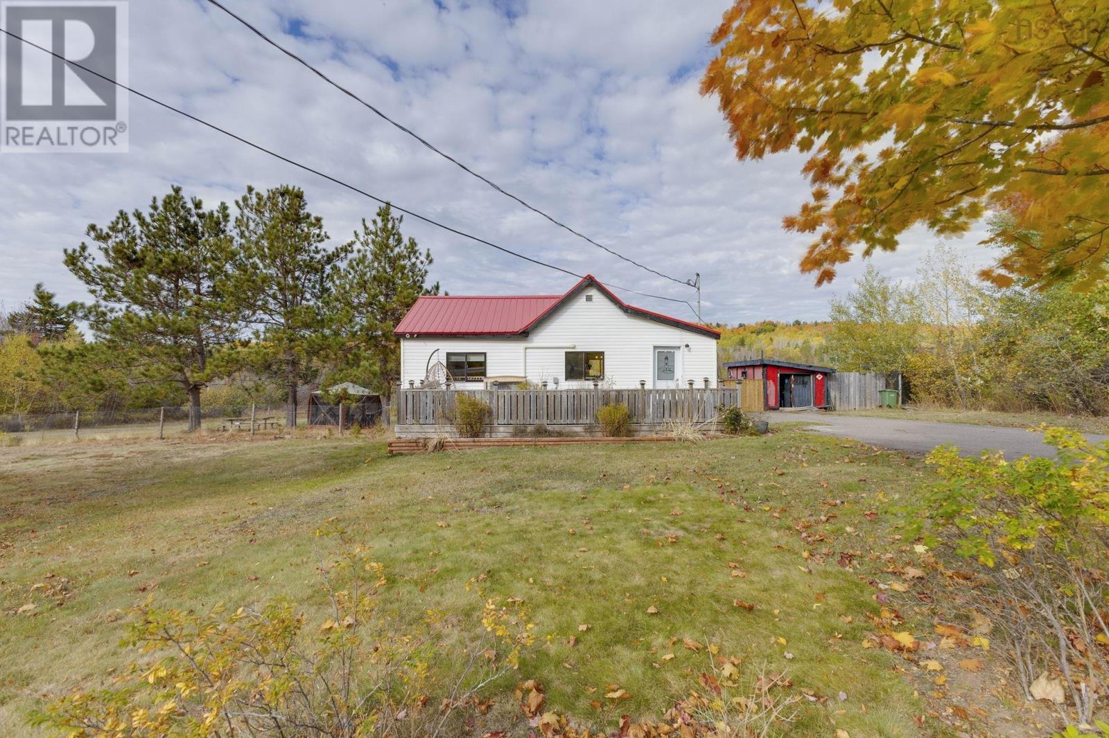 Property 24 of 39 of 1329 Highway 321