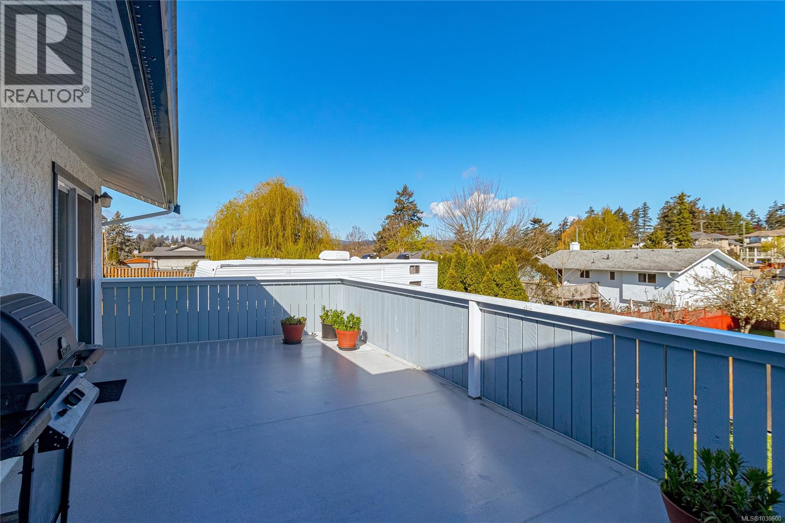  544 Riel Place West, Saanich