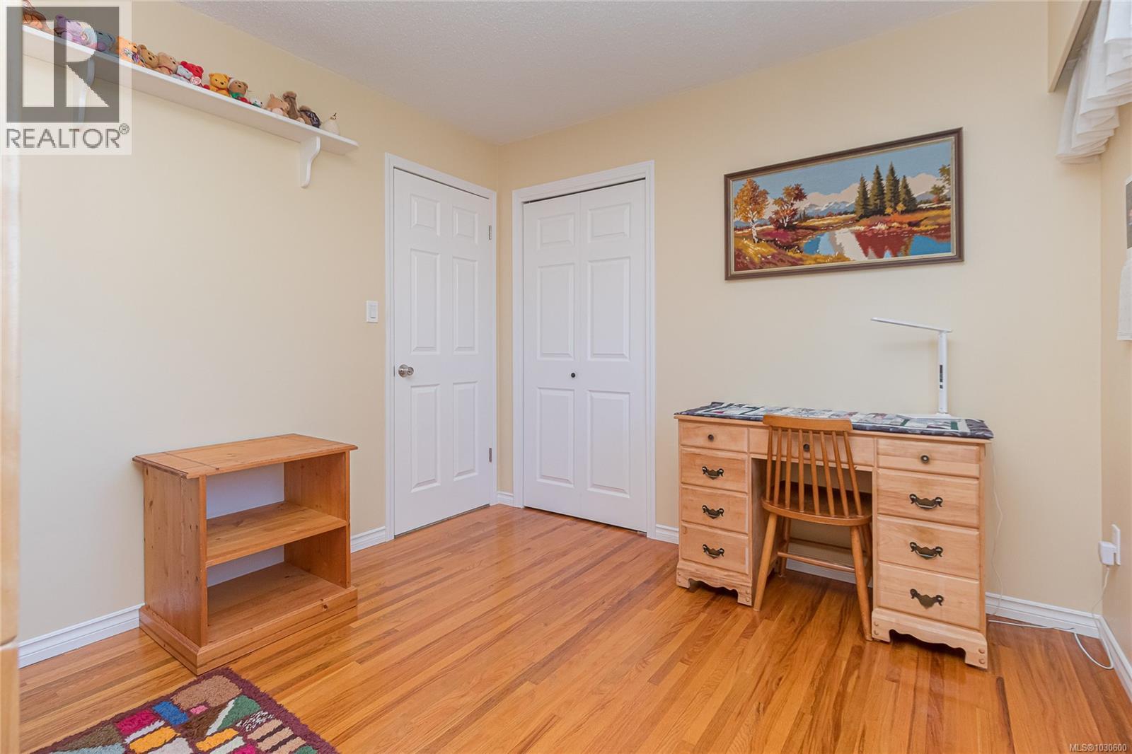  544 Riel Place West, Saanich