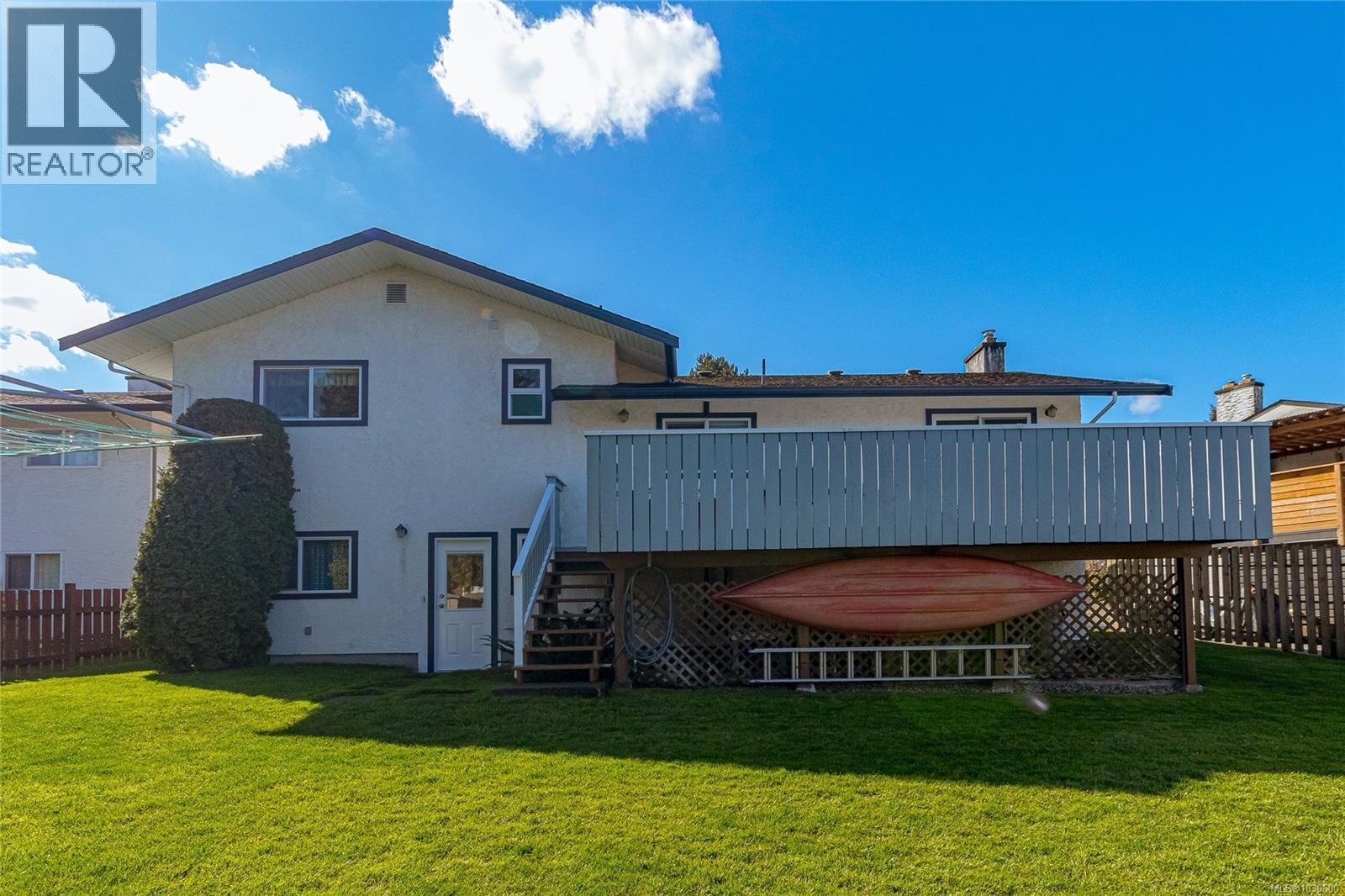  544 Riel Place West, Saanich