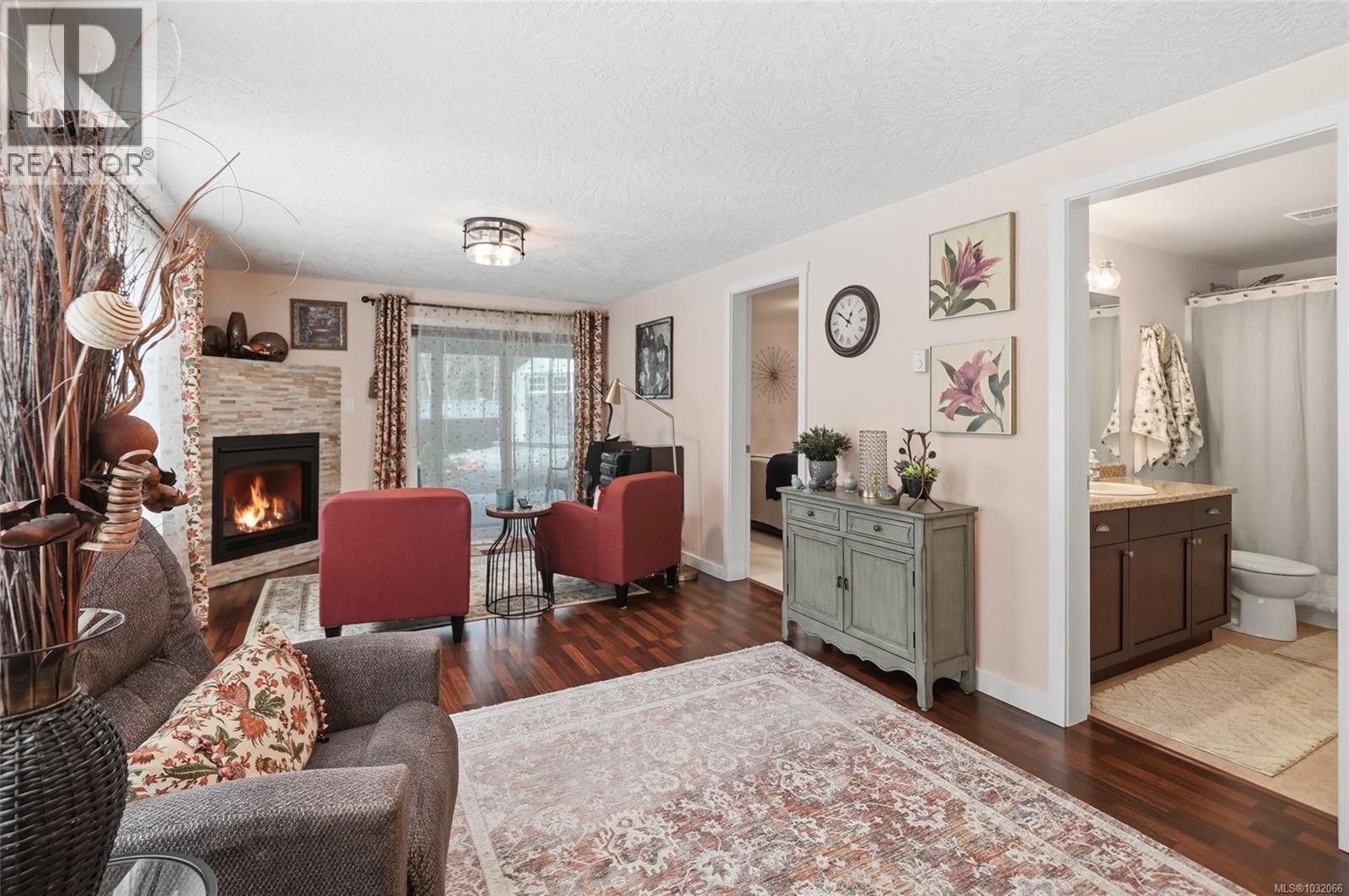 1688 LAILAH'S LOOP - 41