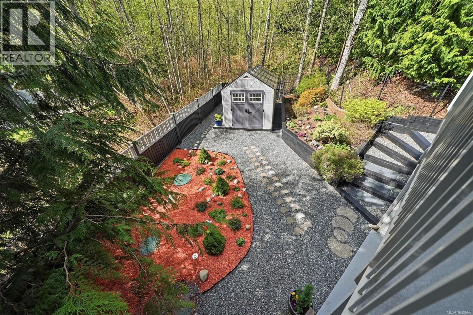 1688 LAILAH'S LOOP - 46