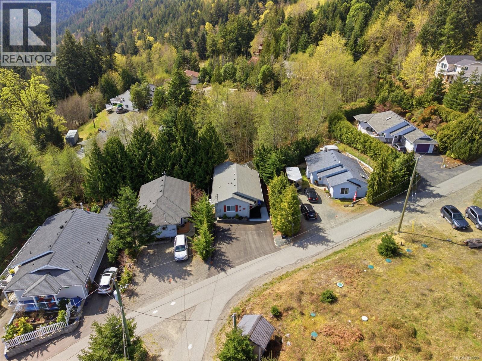 1688 LAILAH'S LOOP - 47