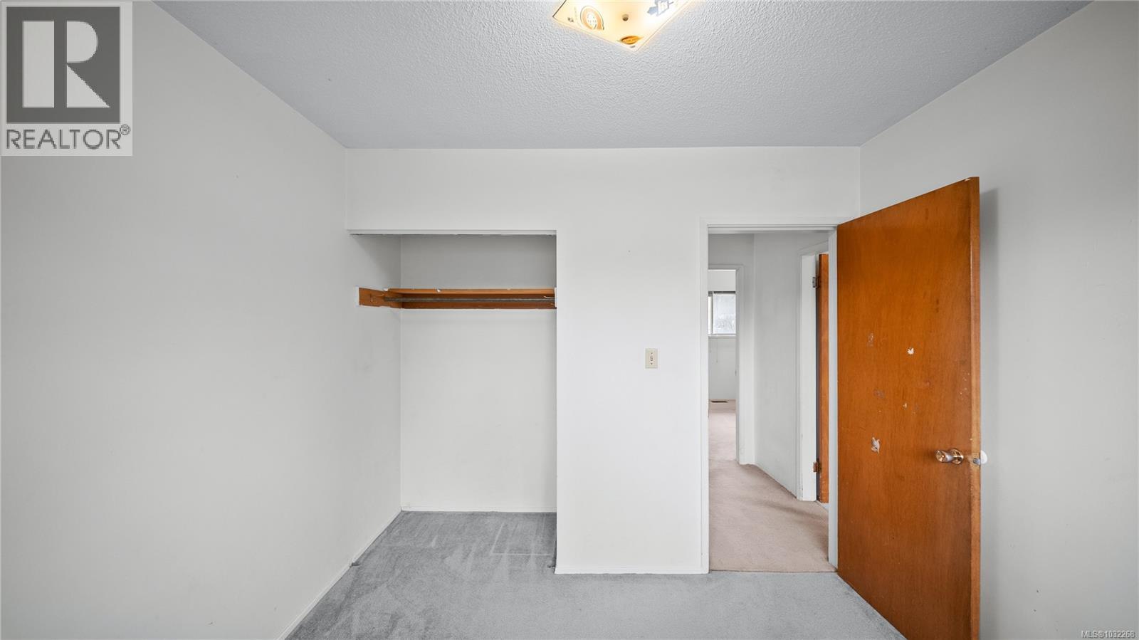  1023 Kenneth Street, Saanich