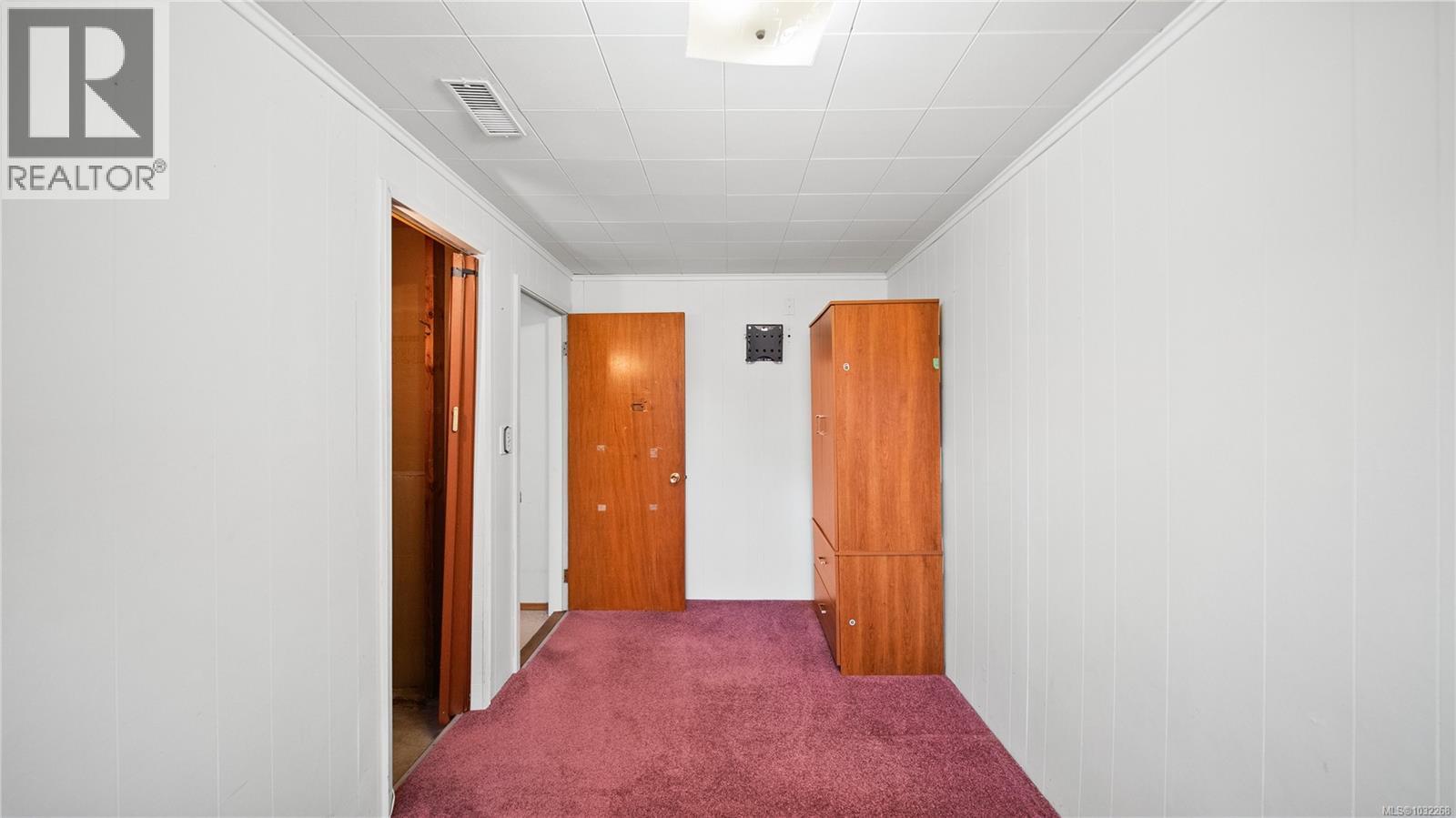  1023 Kenneth Street, Saanich