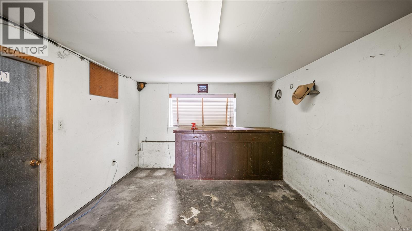  1023 Kenneth Street, Saanich