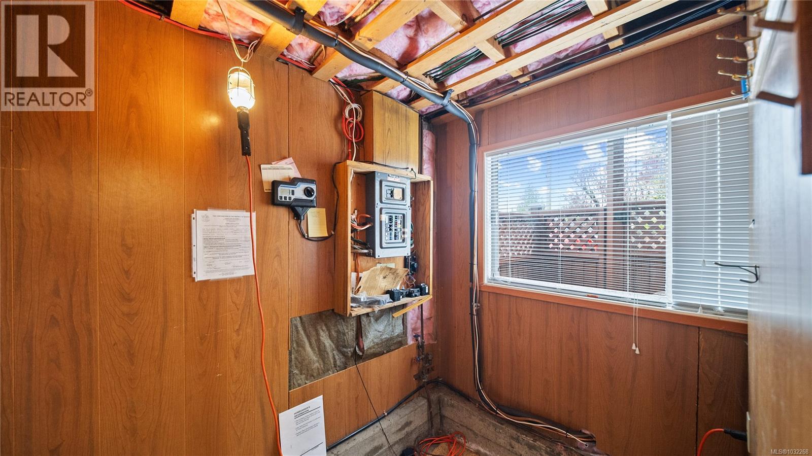  1023 Kenneth Street, Saanich