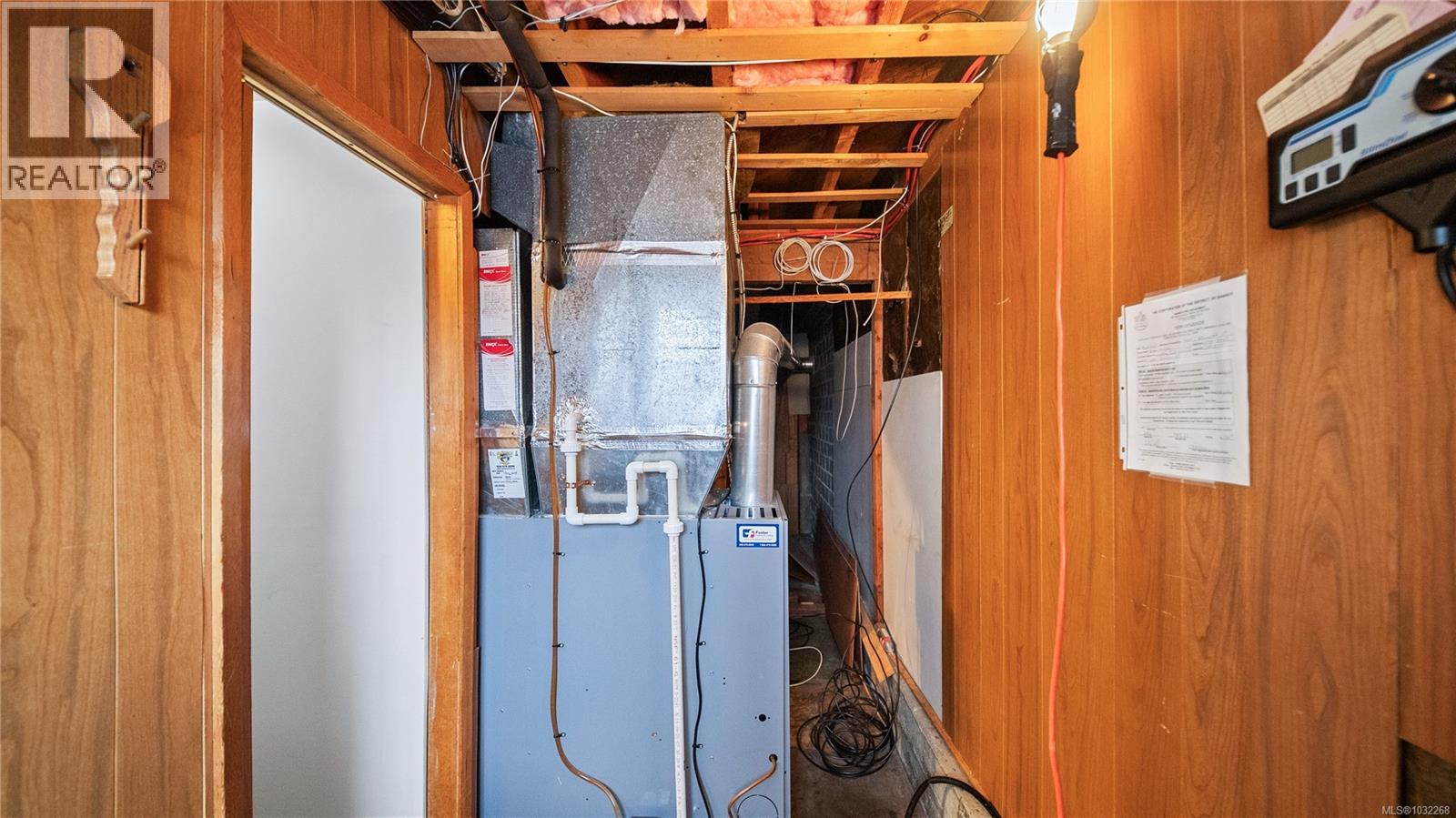  1023 Kenneth Street, Saanich