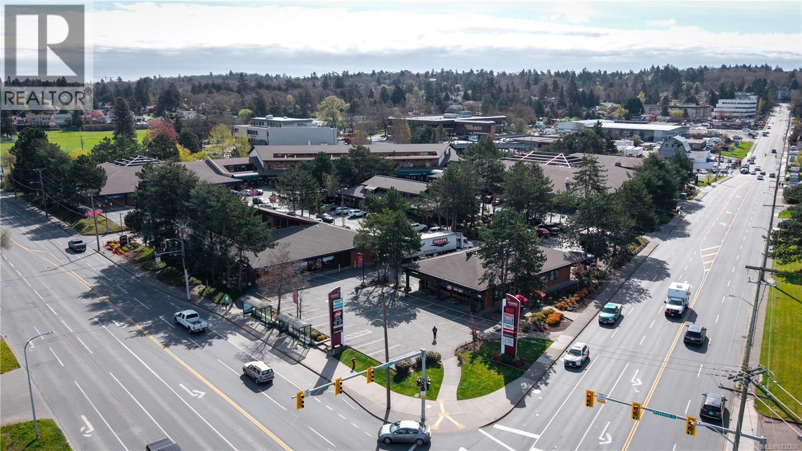  1023 Kenneth Street, Saanich