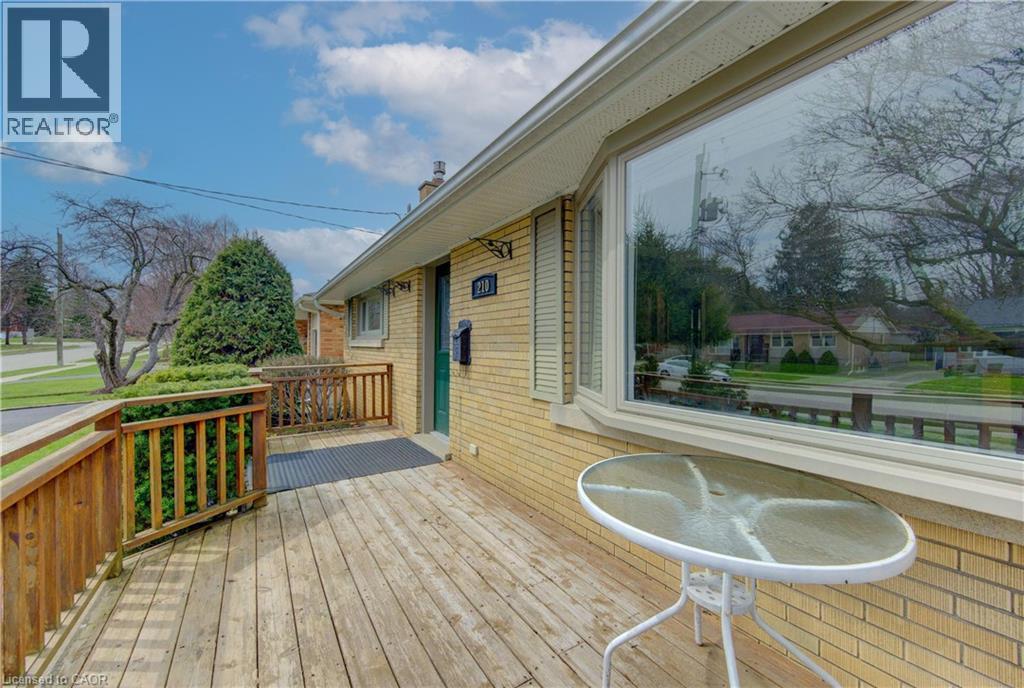 210 LOURDES Street, Waterloo, Ontario, N2L1N7 — Photo 22