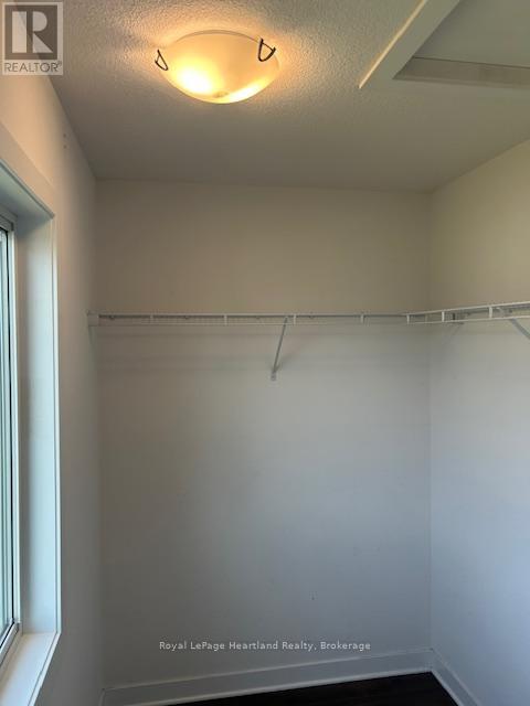 371 BEECH STREET — photo 12