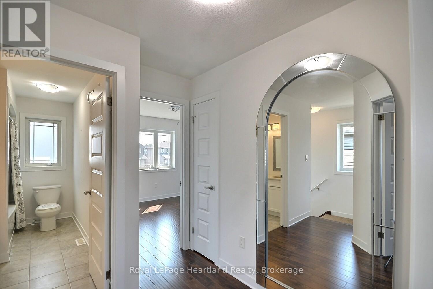 371 BEECH STREET — photo 15