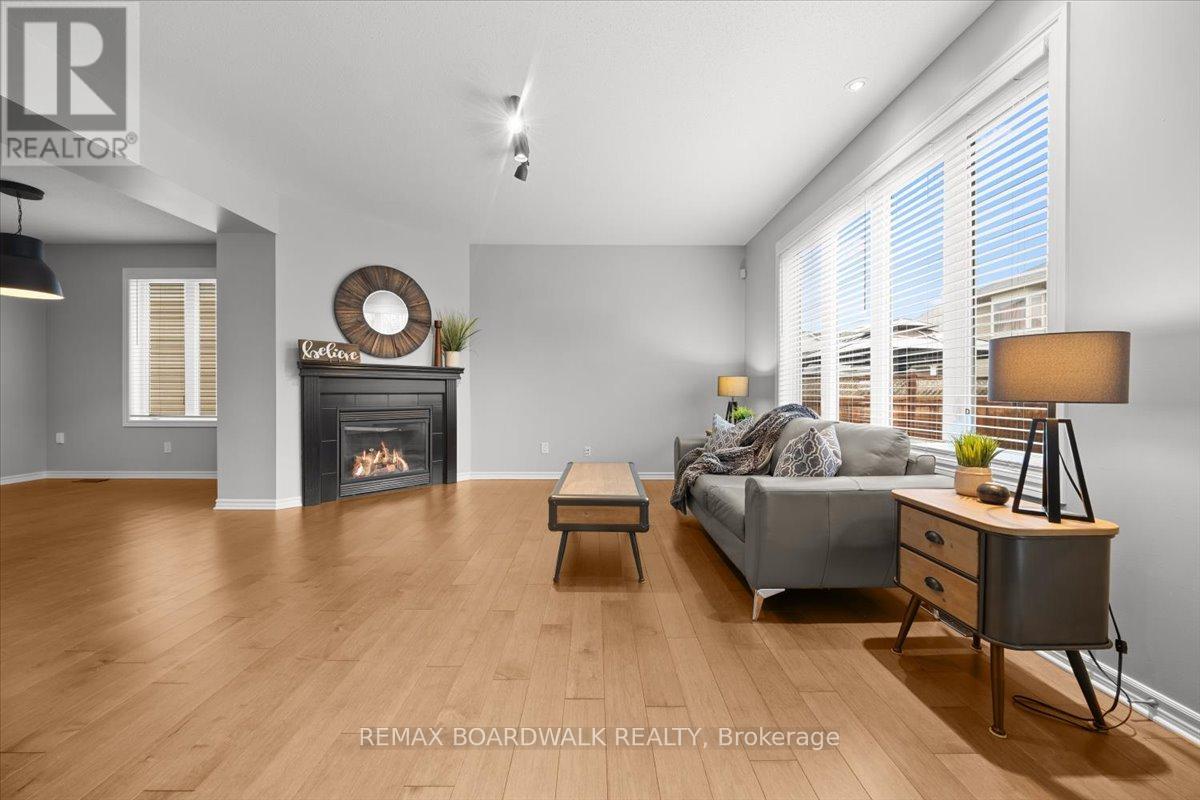 232 BURNABY DRIVE — photo 10