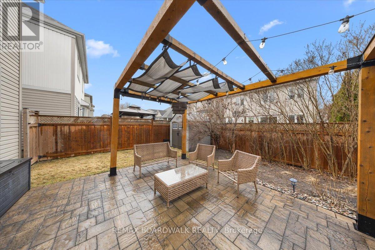 232 BURNABY DRIVE — photo 40
