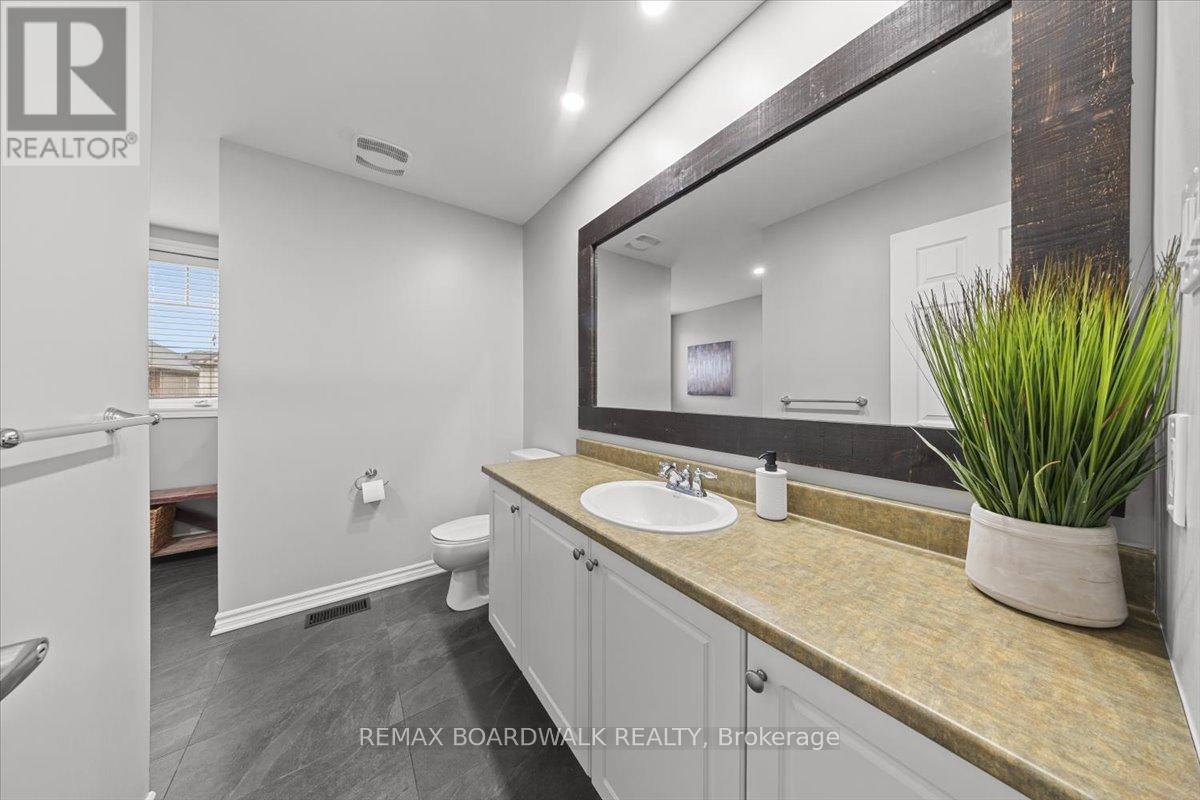 232 BURNABY DRIVE — photo 32