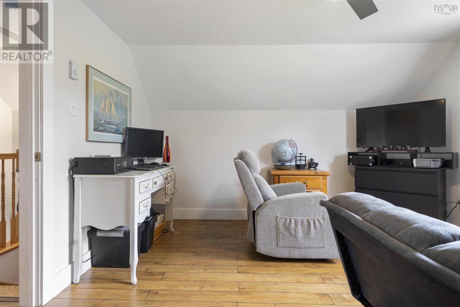 Property 20 of 49 of 57 Highway 336