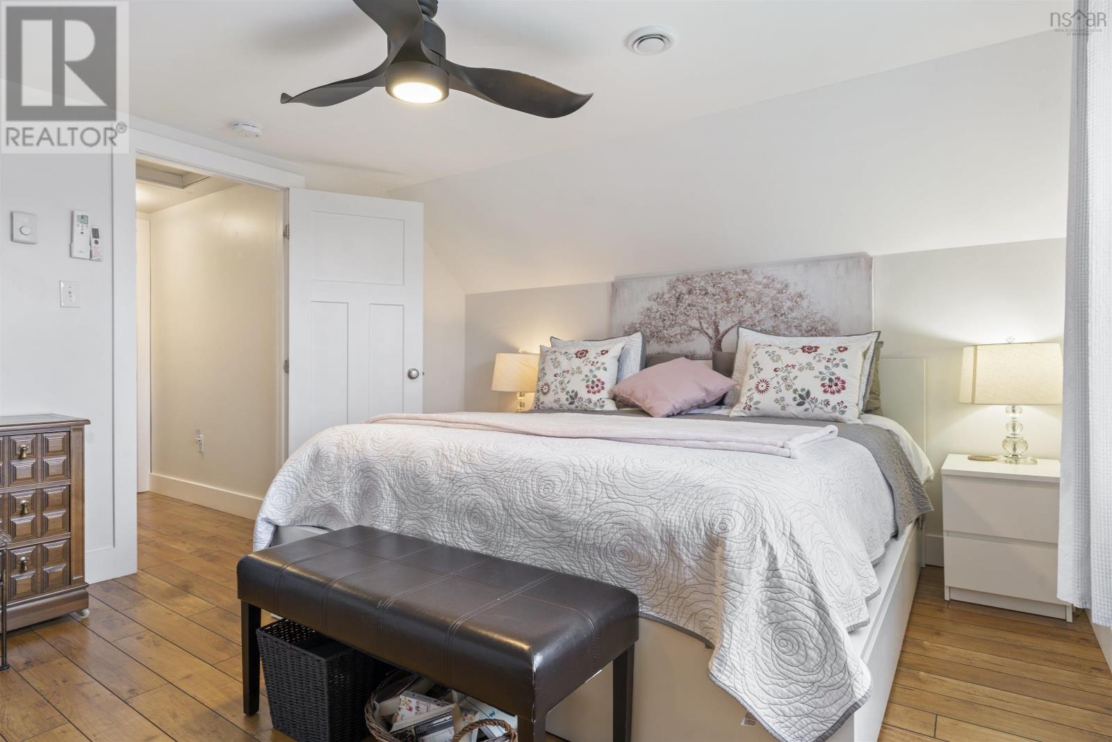 Property 22 of 49 of 57 Highway 336