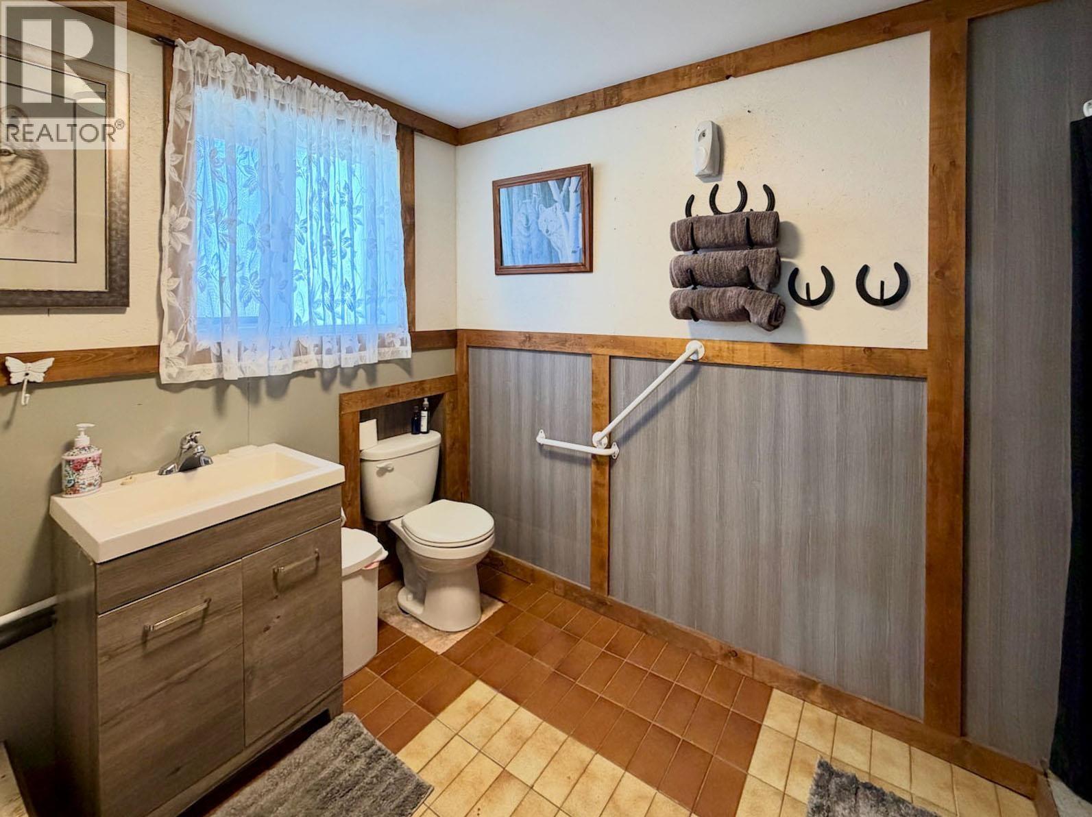 5620 BLACKWATER-SPRUCE ROAD - 40