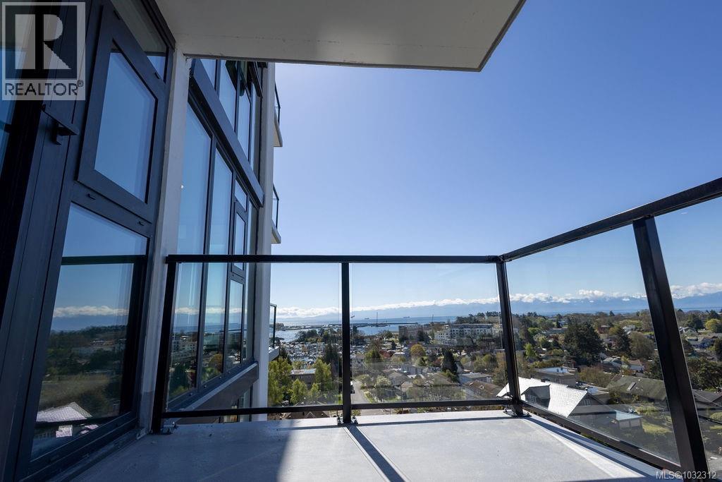 602 899 Esquimalt Road, Esquimalt