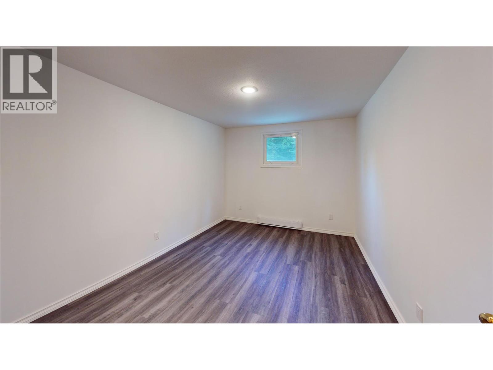 105 CASTLE MOUNTAIN ROAD - 41