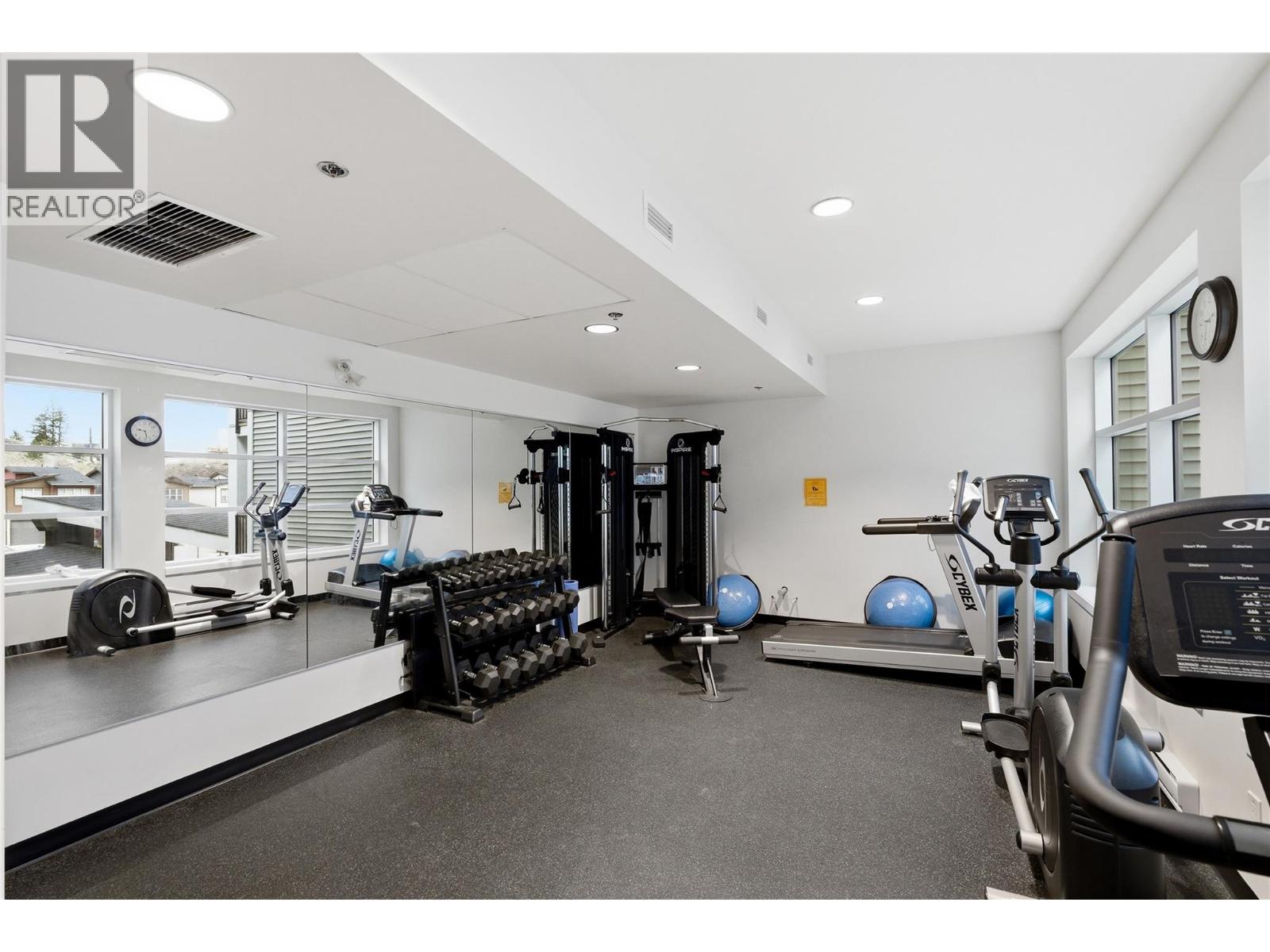 #114 1880 HUGH ALLAN DRIVE - 51