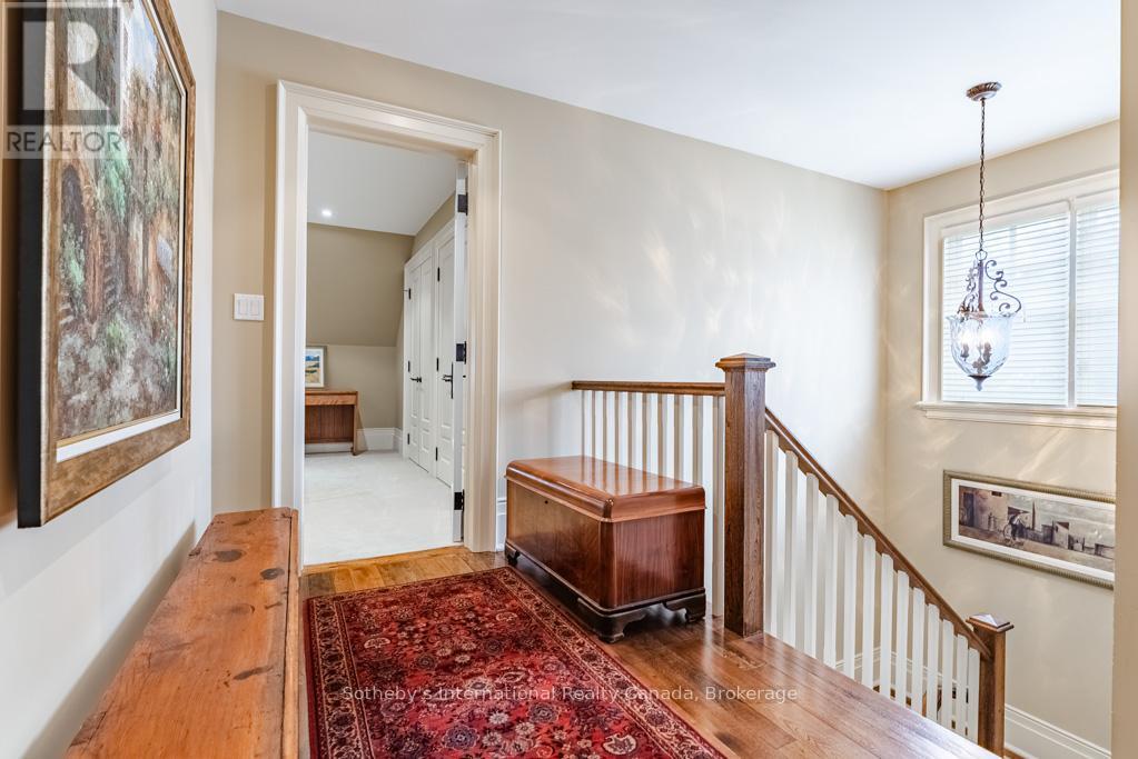 552 BOBOLINK ROAD — photo 31