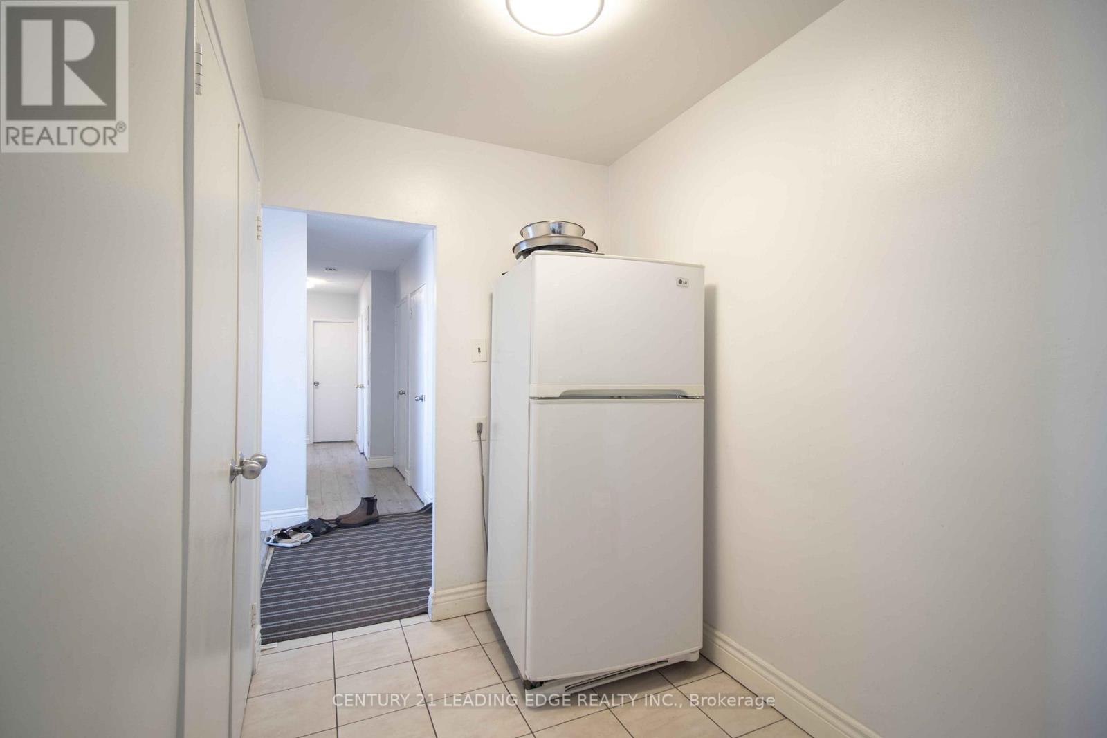 #703 80 GRANDRAVINE DRIVE - 9