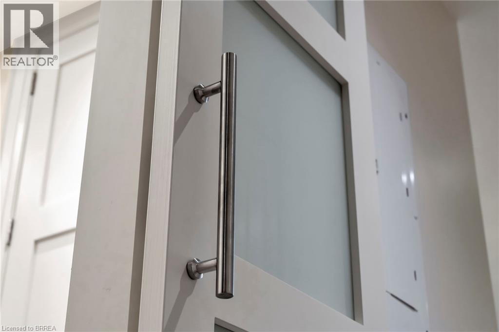 7 GRAND RIVER Street N Unit# 201, Paris, Ontario, N3L2L9 — Photo 6