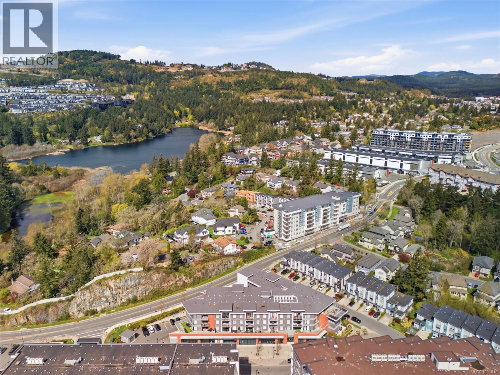 212 950 Whirlaway Crescent, Langford