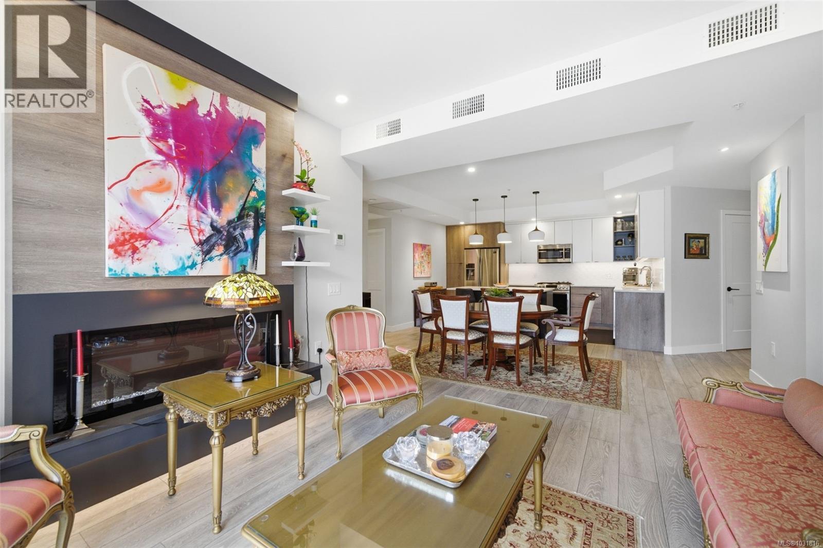 212 950 Whirlaway Crescent, Langford