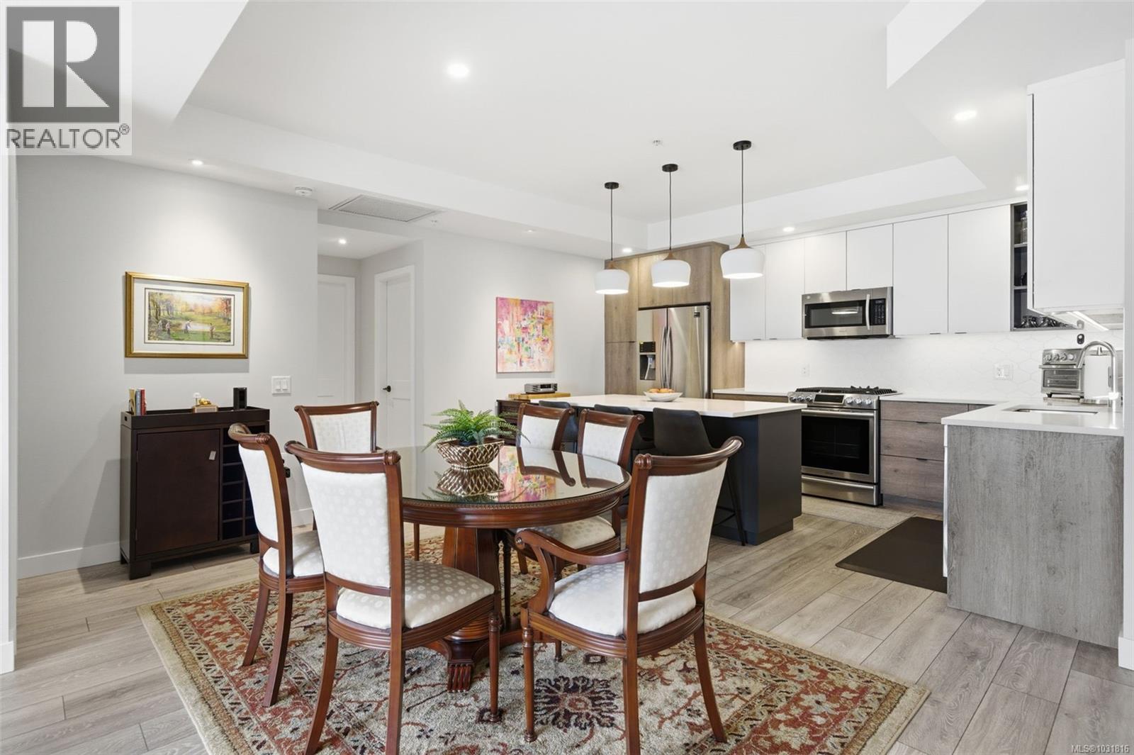 212 950 Whirlaway Crescent, Langford