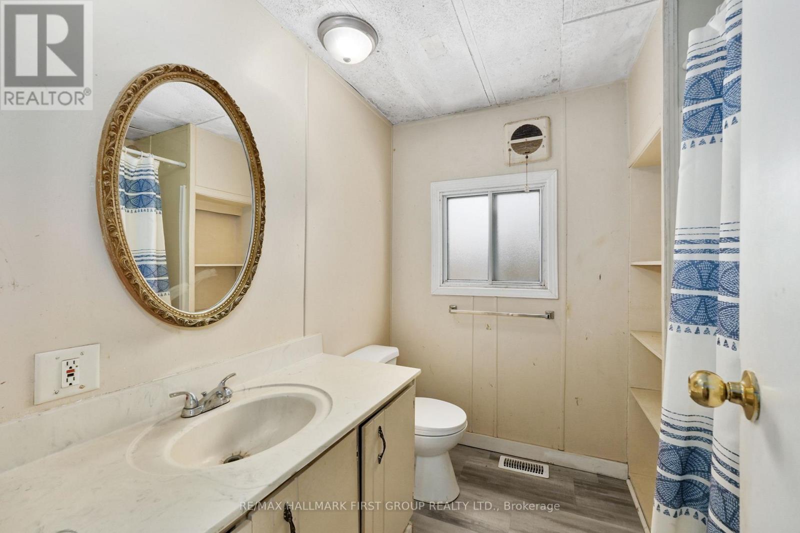 64 ALEXANDER STREET - 11