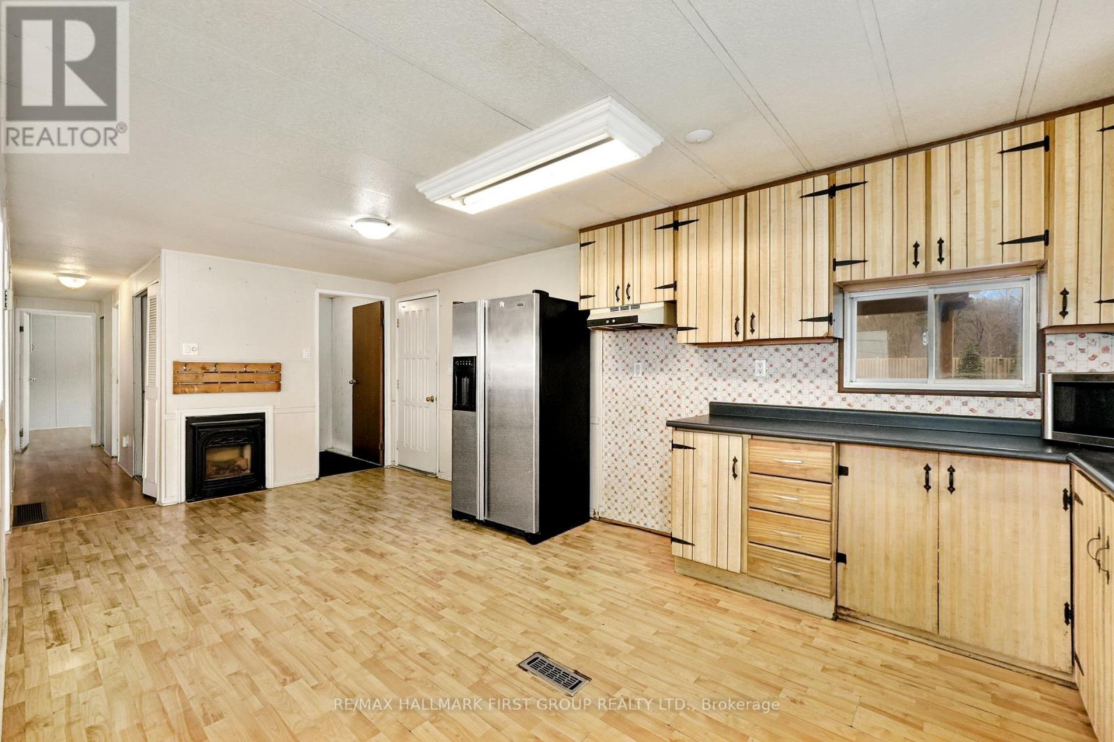 64 ALEXANDER STREET - 7