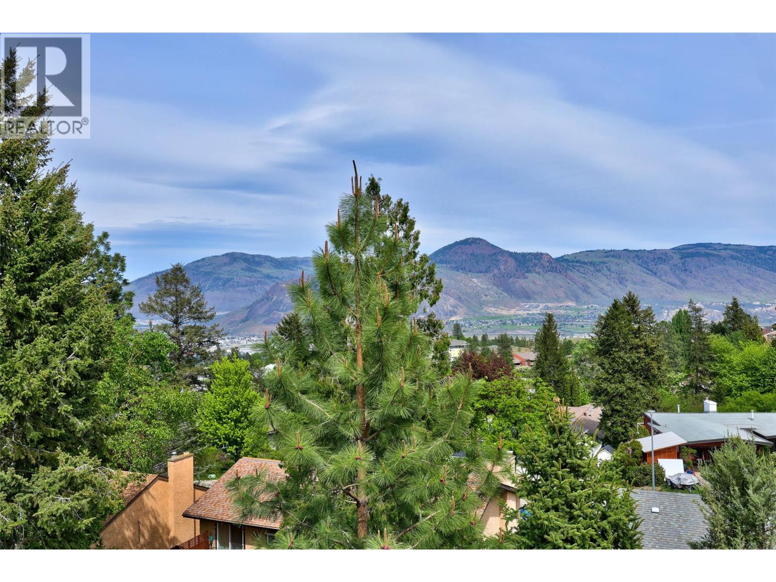 178 WADDINGTON DRIVE - 13