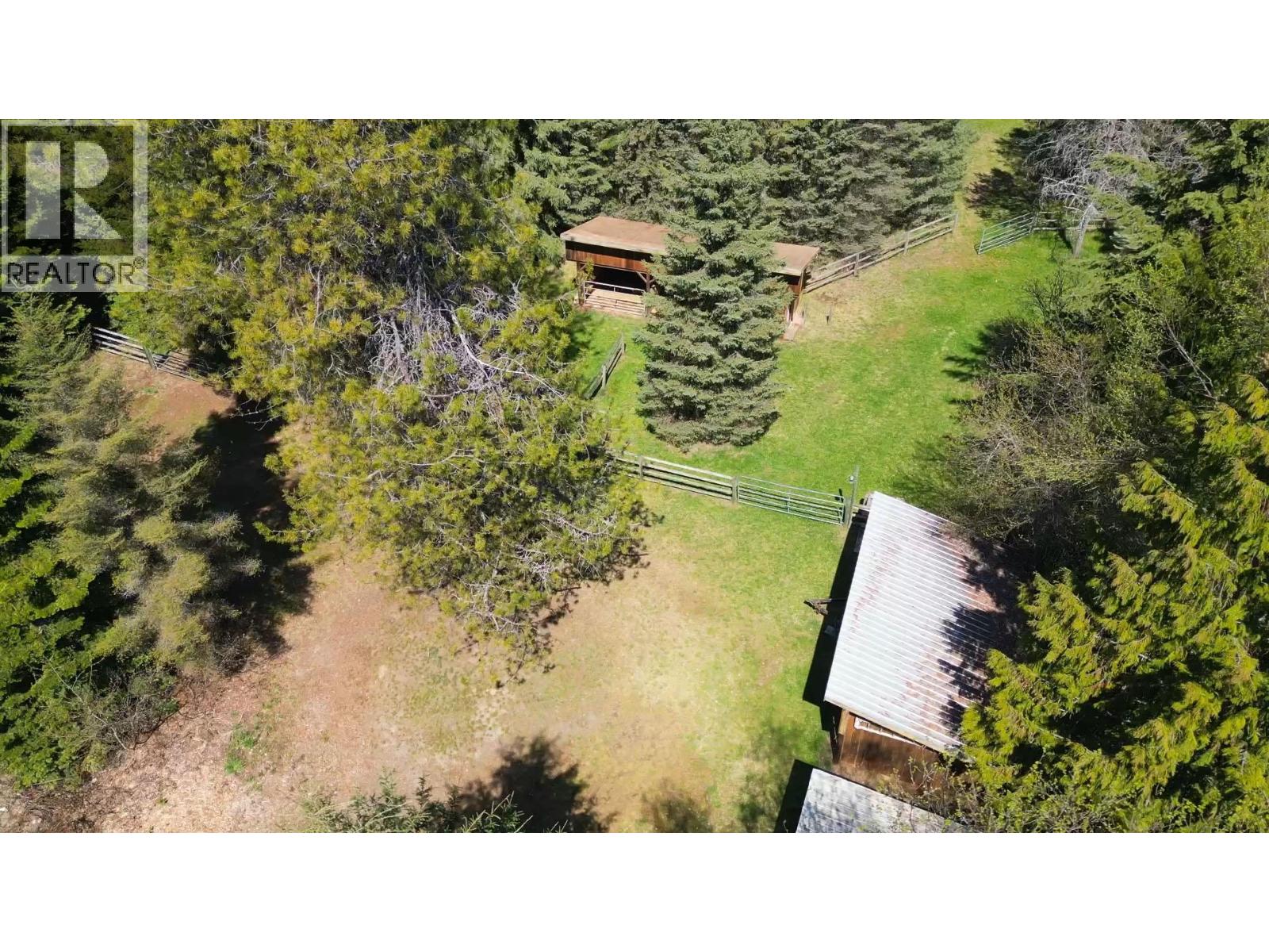 6158 REDFISH ROAD - 5