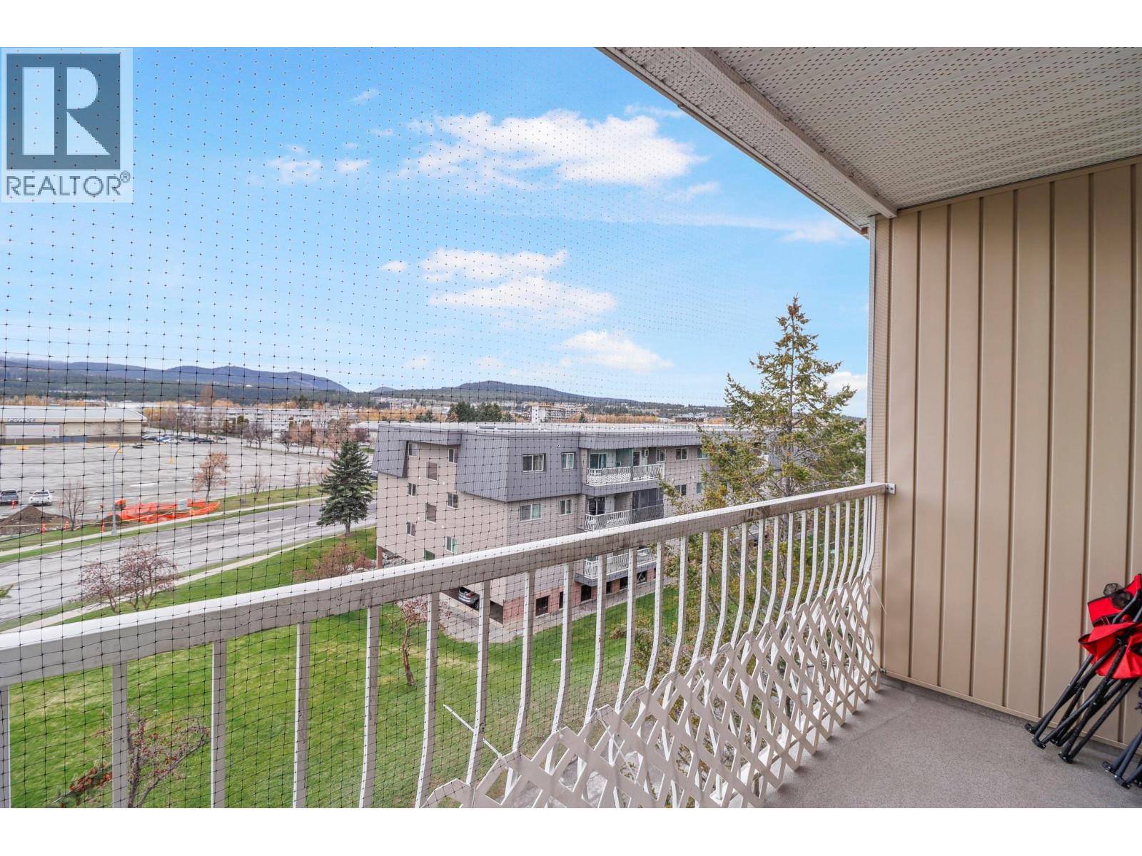 #1416 2015 2 STREET N - 13