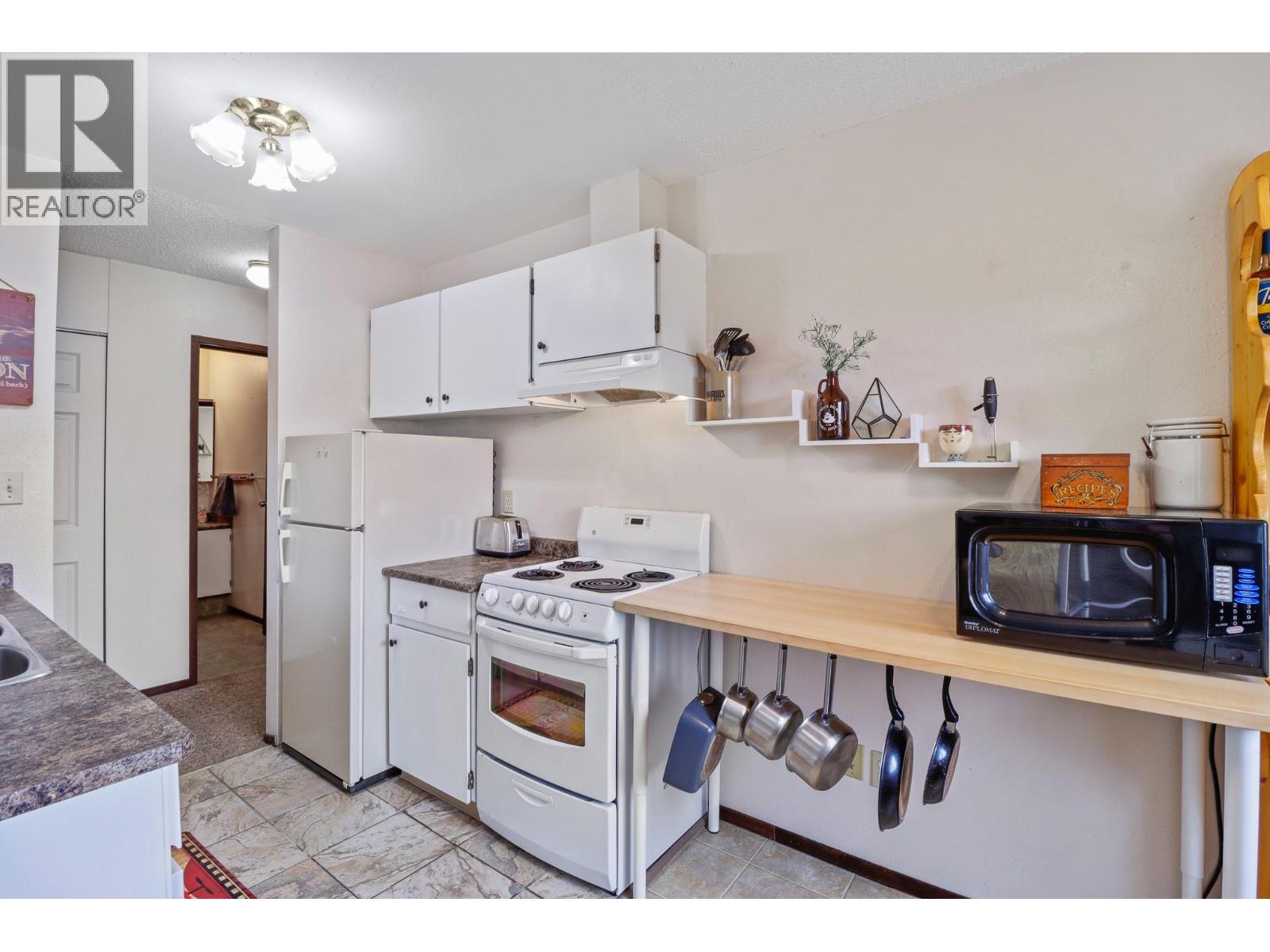 #1416 2015 2 STREET N - 17