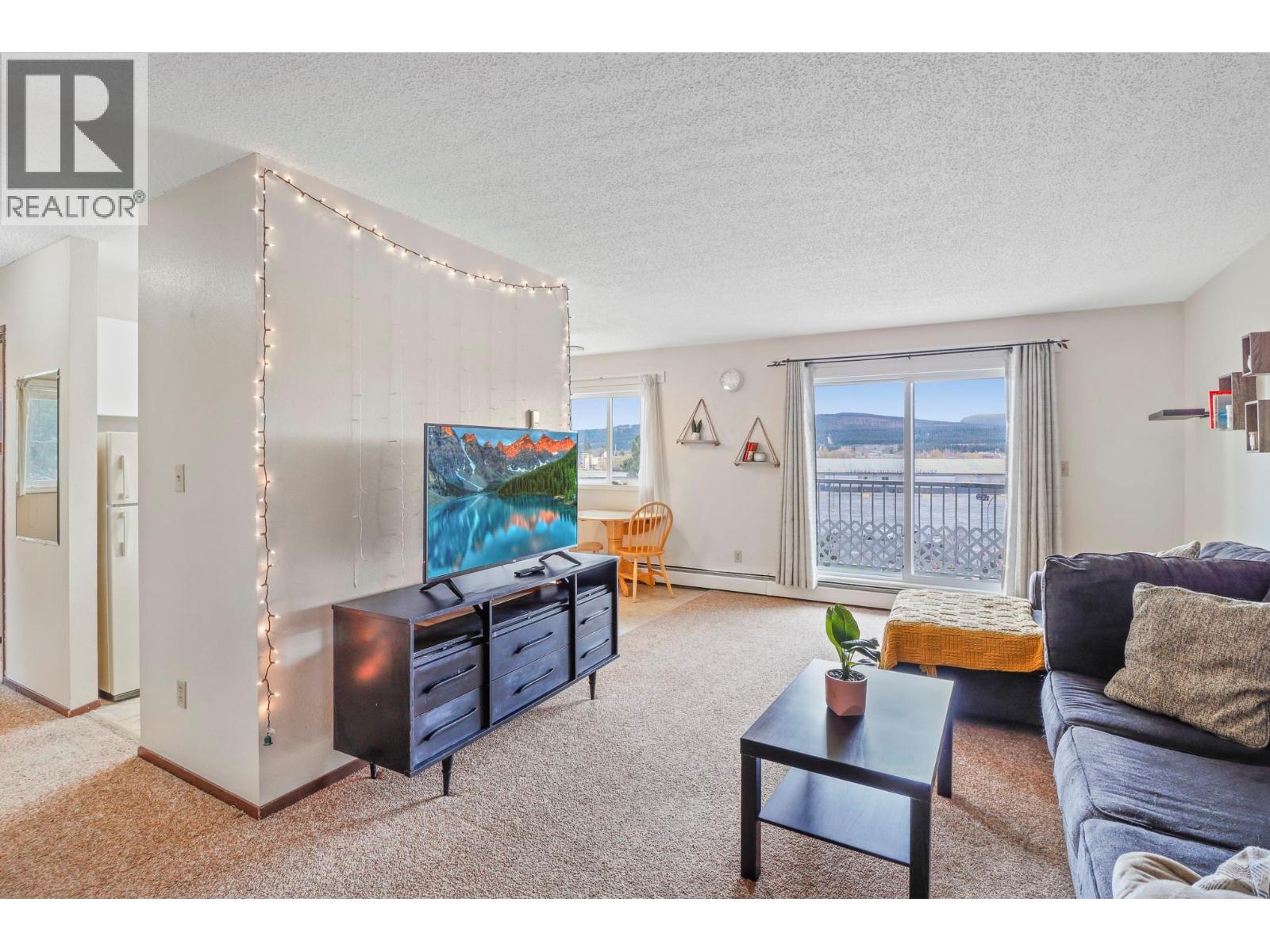 #1416 2015 2 STREET N - 5