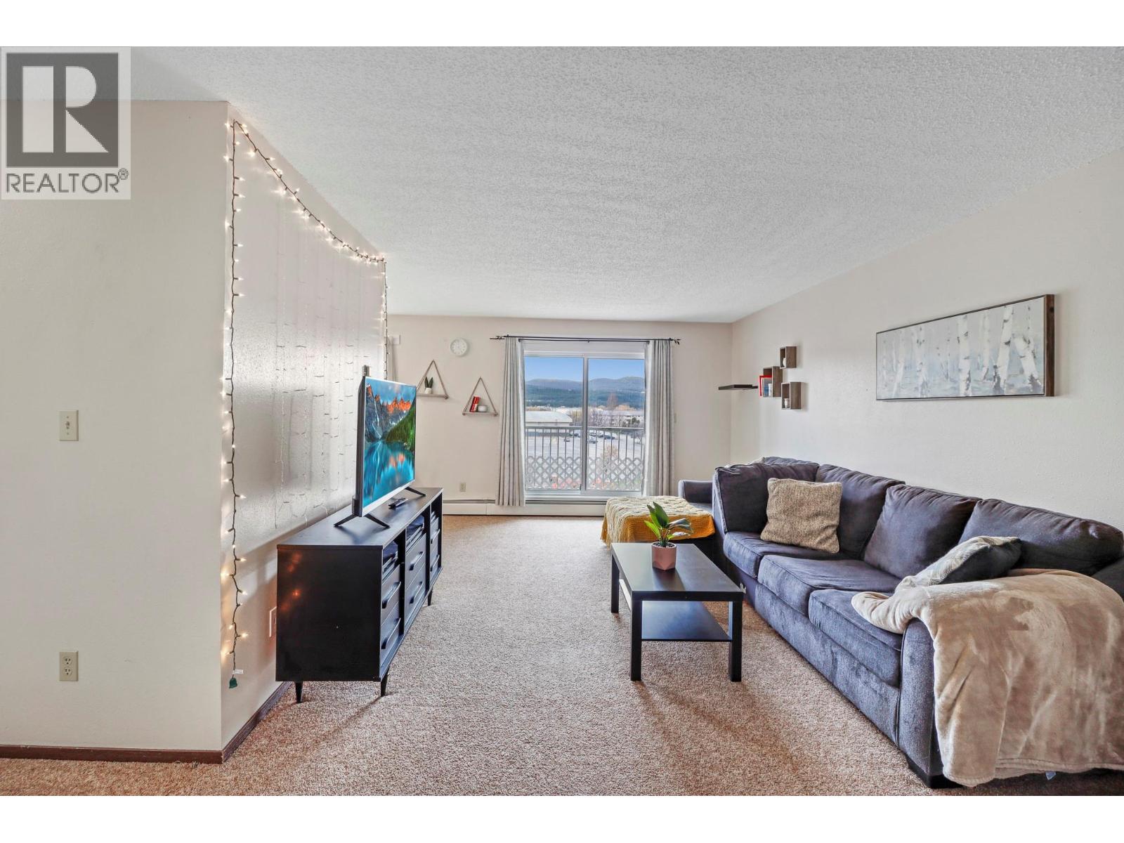 #1416 2015 2 STREET N - 6