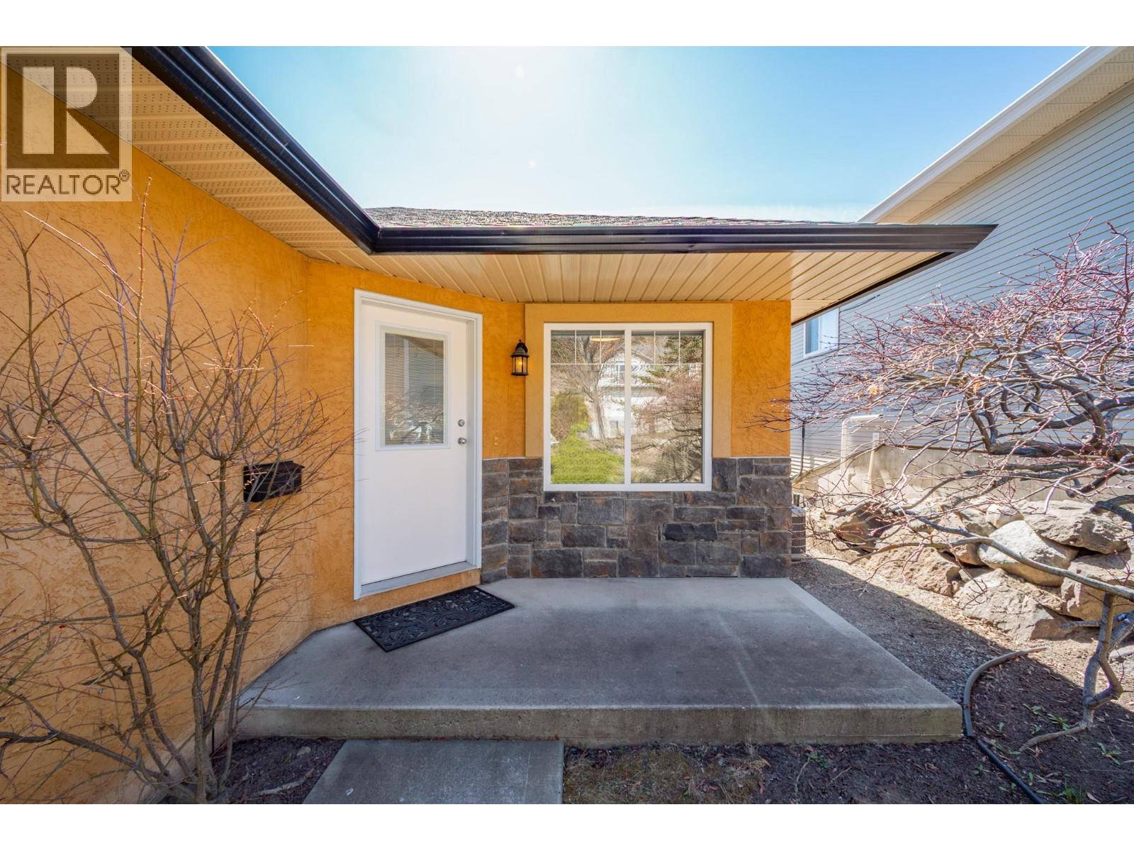 2317 Shannon Heights Place, Kelowna
