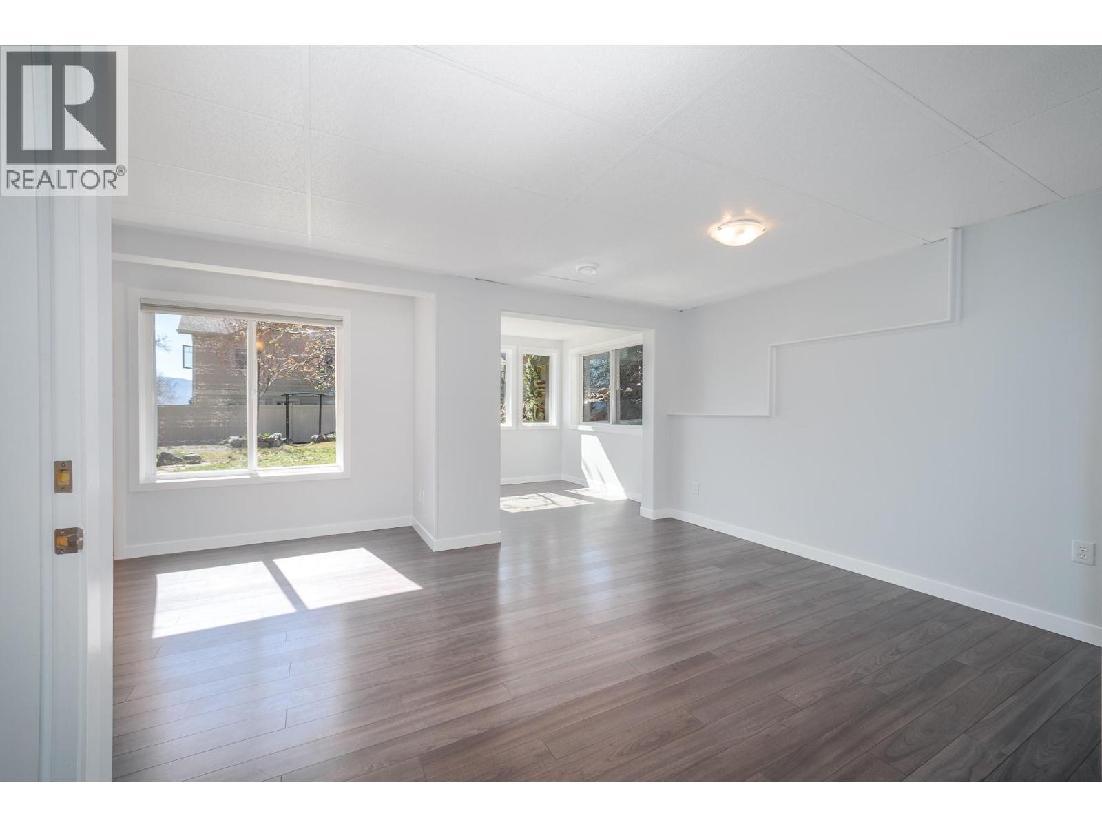 2317 Shannon Heights Place, Kelowna