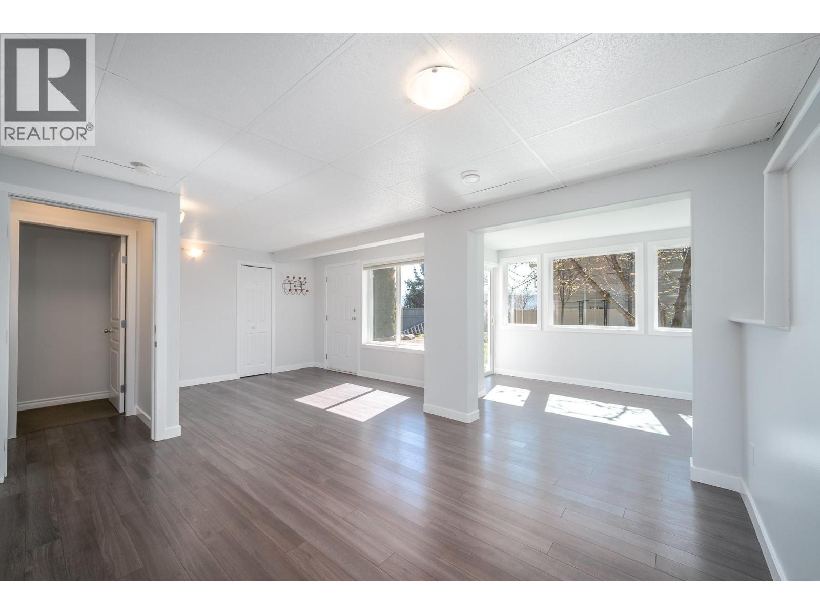 2317 Shannon Heights Place, Kelowna