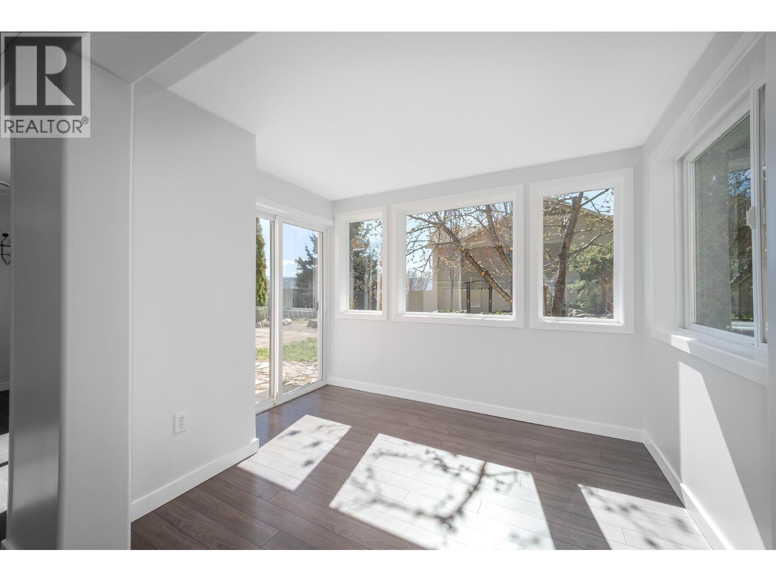 2317 Shannon Heights Place, Kelowna