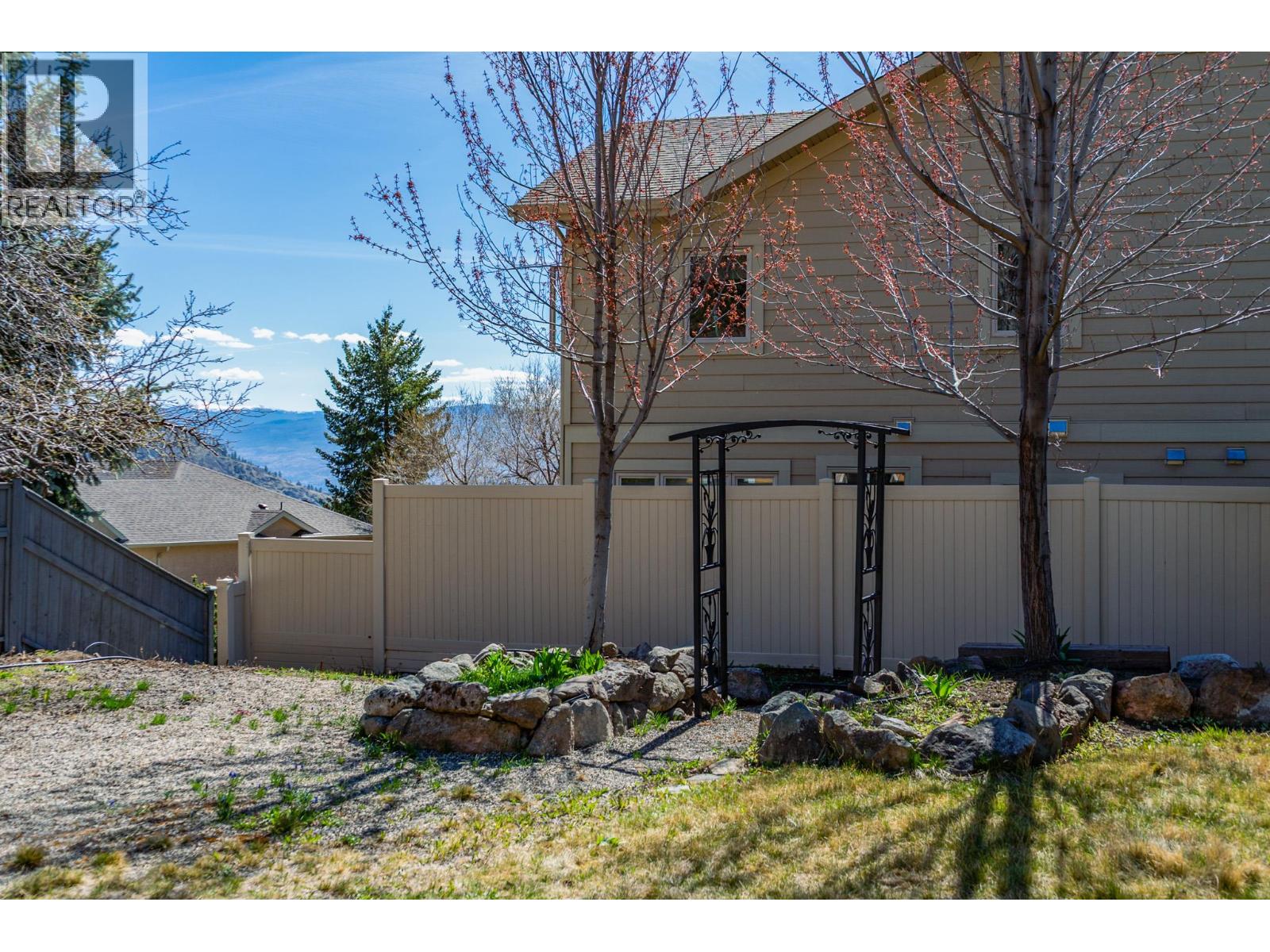 2317 Shannon Heights Place, Kelowna