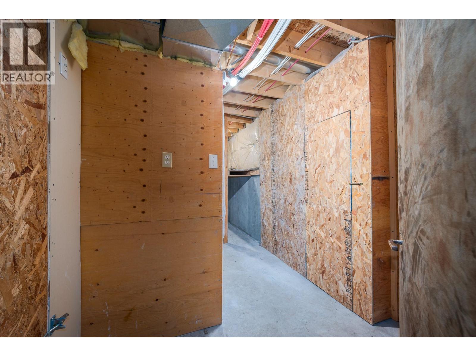 2317 Shannon Heights Place, Kelowna