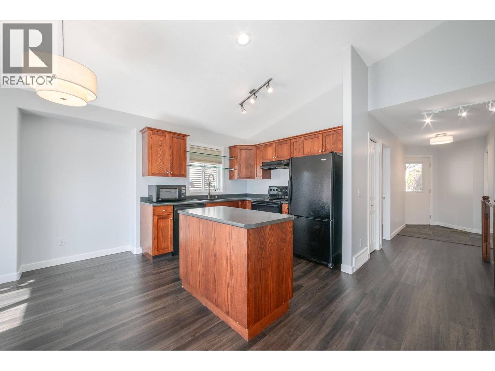 2317 Shannon Heights Place, Kelowna