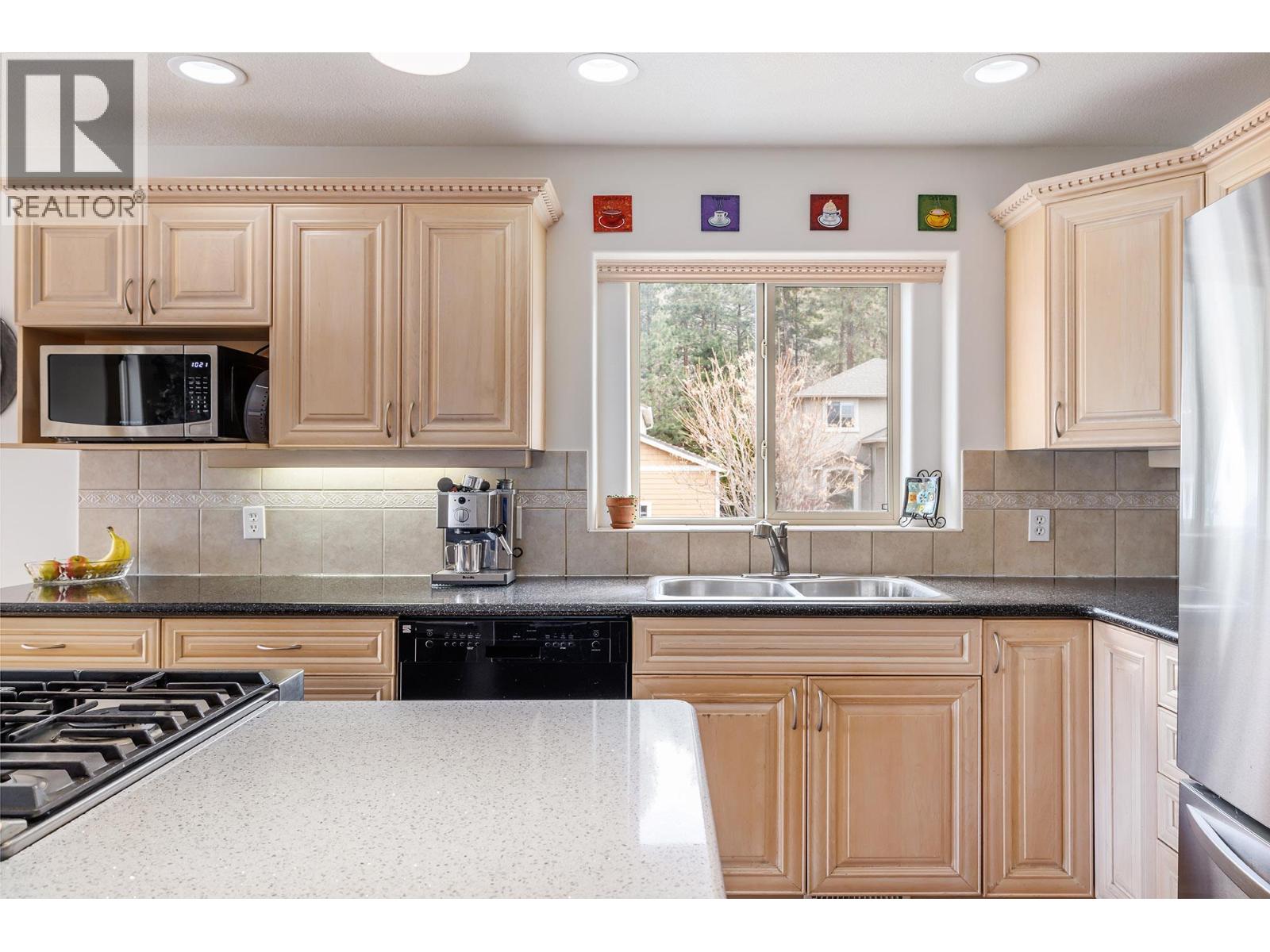 2212 Chilcotin Crescent, Kelowna