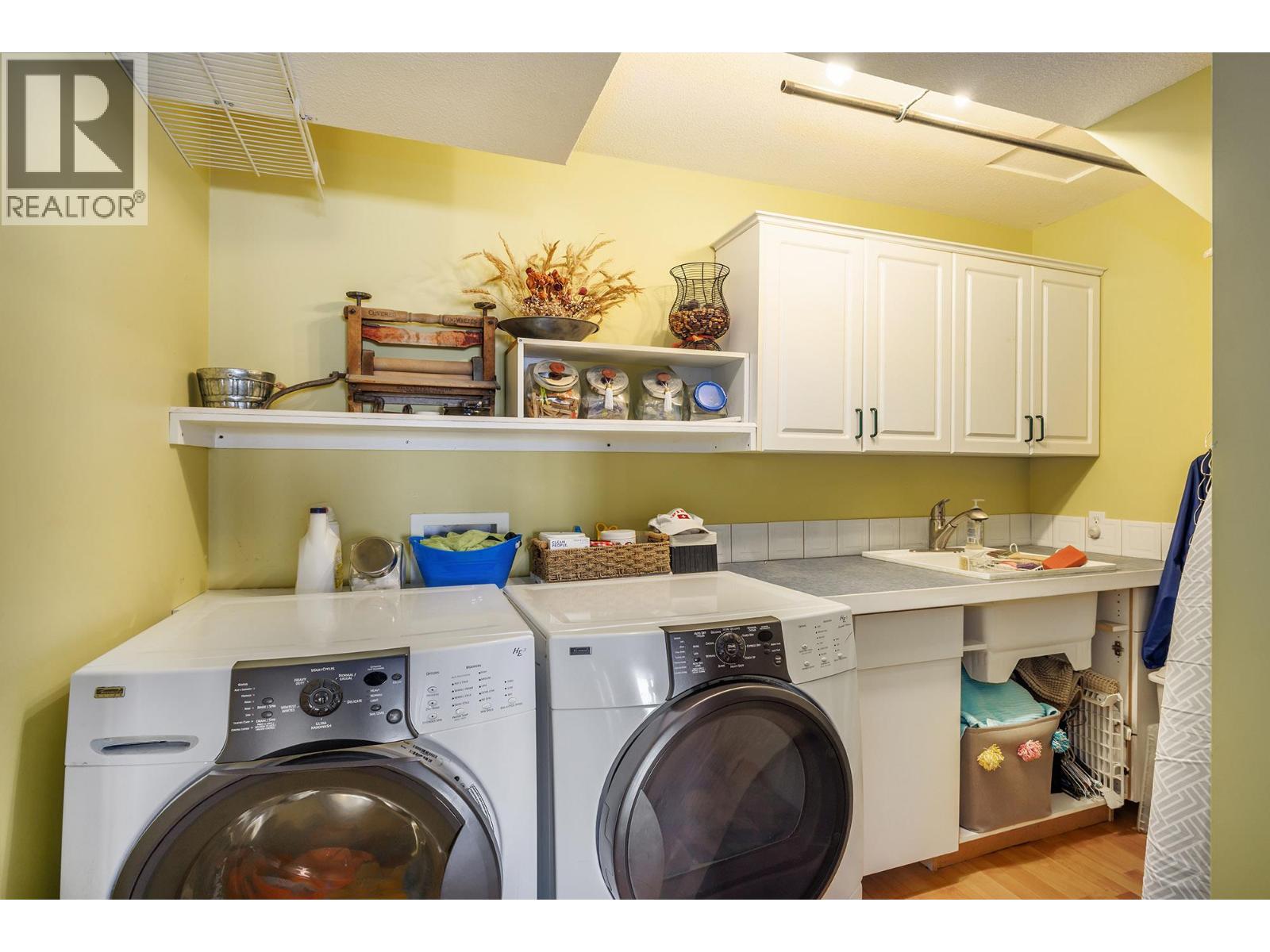 2212 Chilcotin Crescent, Kelowna